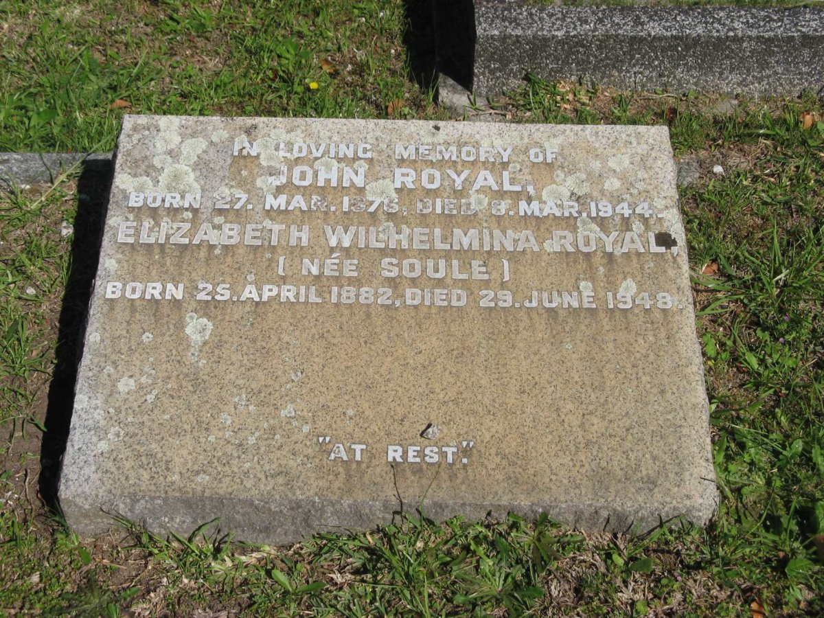 ROYAL John 1876-1944 &amp; Elizabeth Wilhelmina SOULE 1882-1948