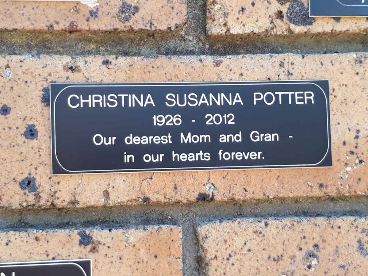 POTTER Christina Susanna 1926-2012