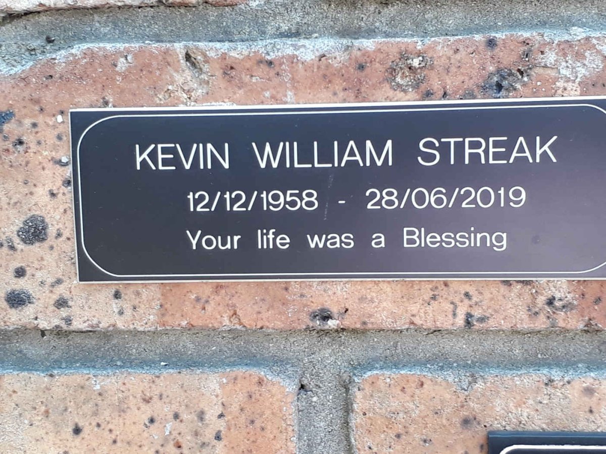 STREAK Kevin William 1958-2019