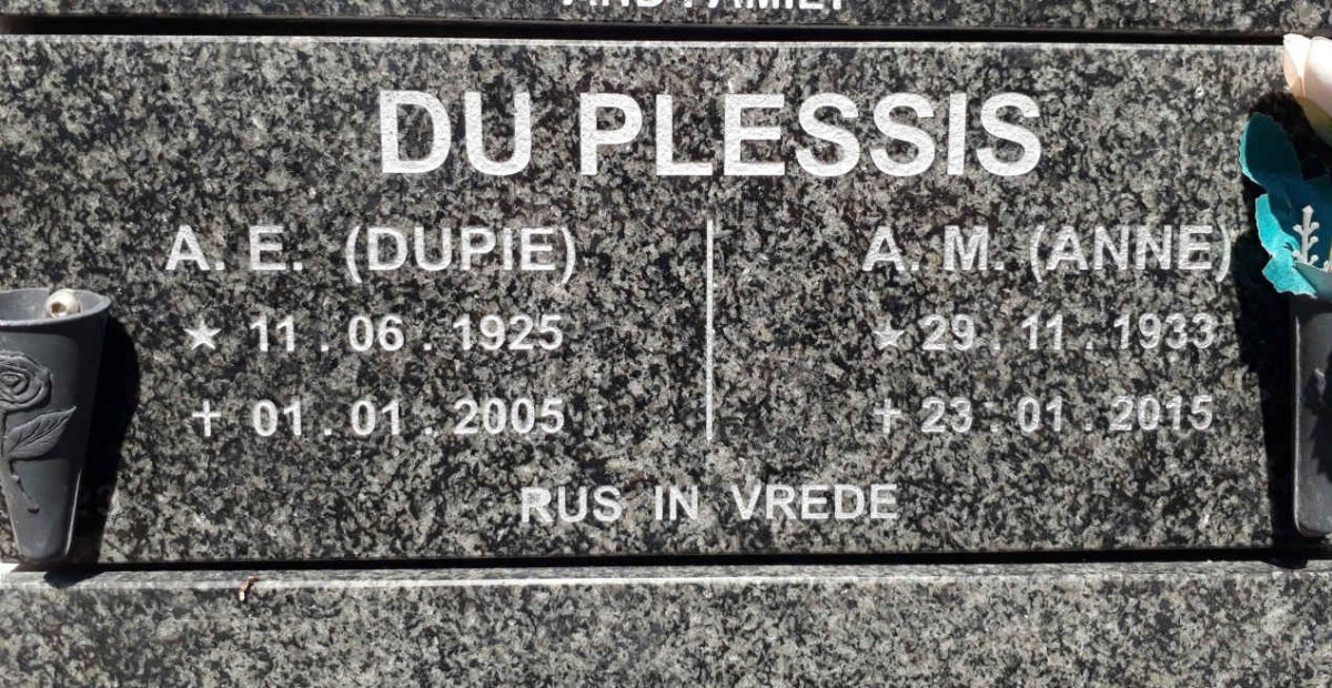 PLESSIS A.E., du 1925-2005 &amp; A.M. 1933-2015