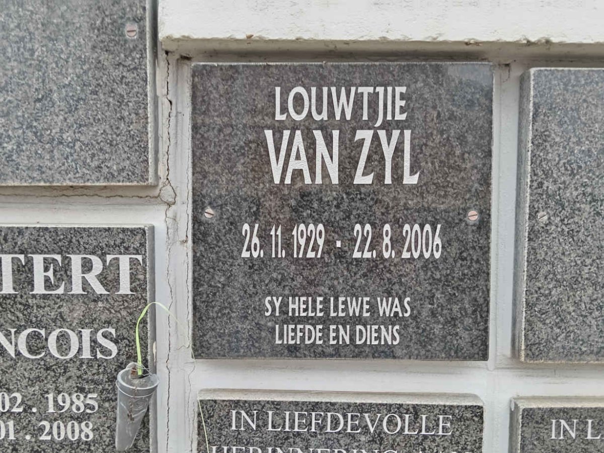 ZYL Louwtjie, van 1929-2006