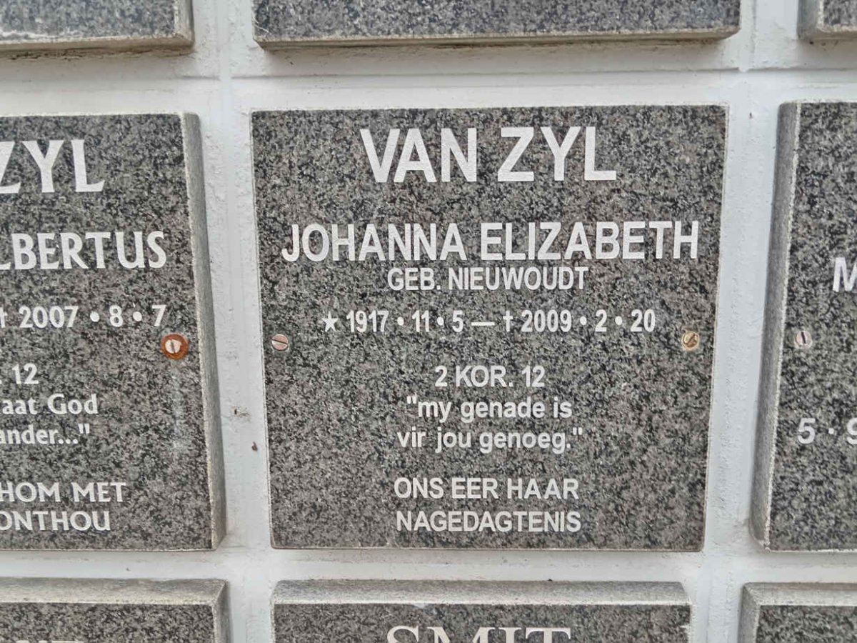ZYL Johanna Elizabeth, van nee NIEUWOUDT 1917-2009