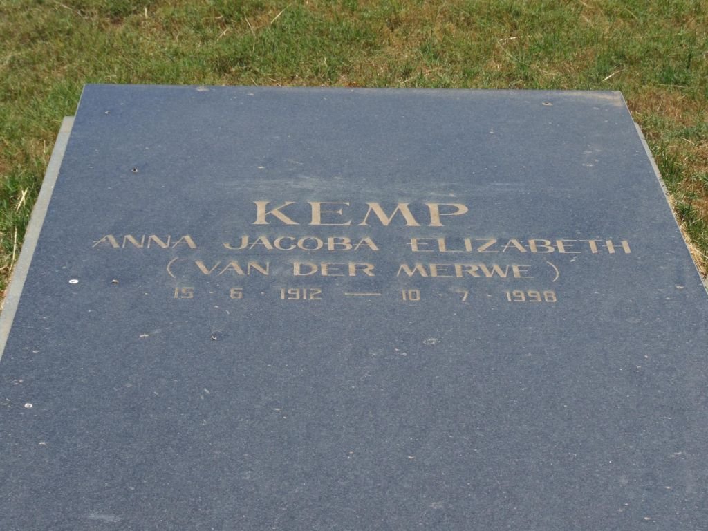 KEMP Anna Jacoba Elizabeth nee VAN DER MERWE 1912-199?