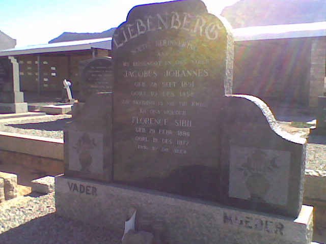 LIEBENBERG Jacobus Johannes 1891-?  &amp; Florence Sibil 1896-1977