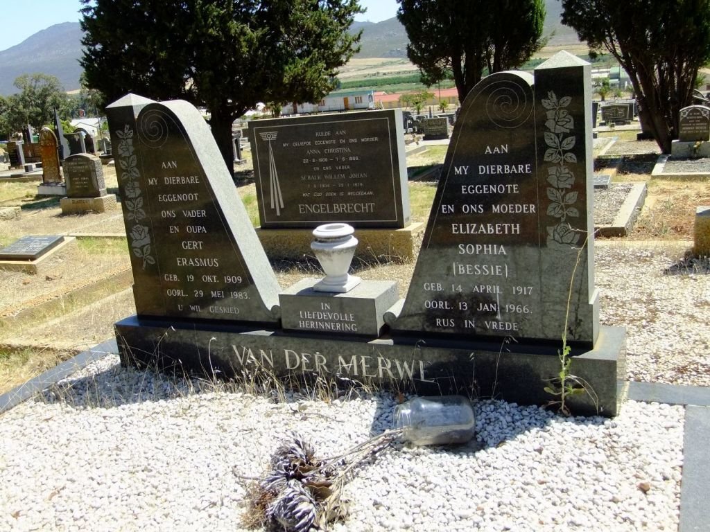 MERWE Gert Erasmus, van der 1909-1983 &amp; Elizabeth Sophia 1917-1966