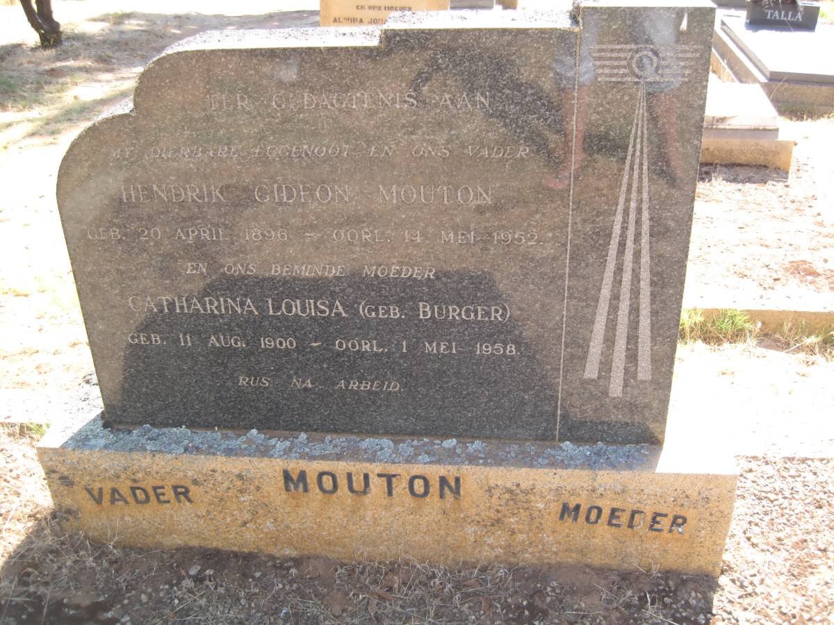 MOUTON Hendrik Gideon 1896-1952 &amp; Catharina Louisa BURGER 1900-1958