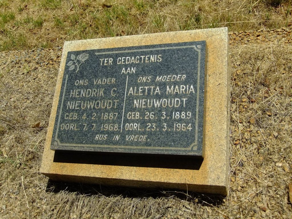 Nieuwoudt, Hendrik C. + Aletta Maria