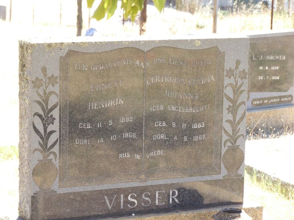 VISSER Ernest Hendrik 1885-1966 &amp; Gertruida Cecilia Johanna ENGELBRECHT 1883-1967
