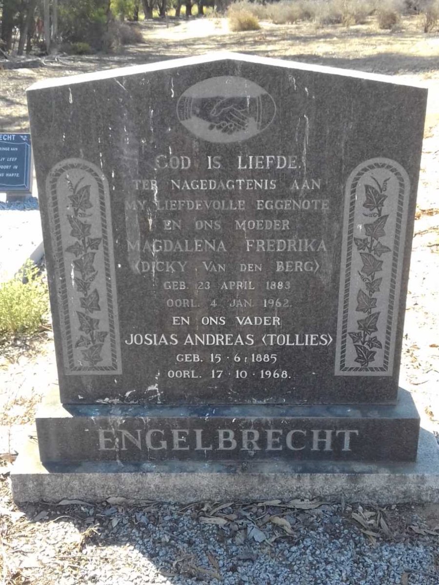 ENGELBRECHT Josias Andreas 1885-1968 &amp; Magdalena Fredrika VAN DEN BERG 1883-1962