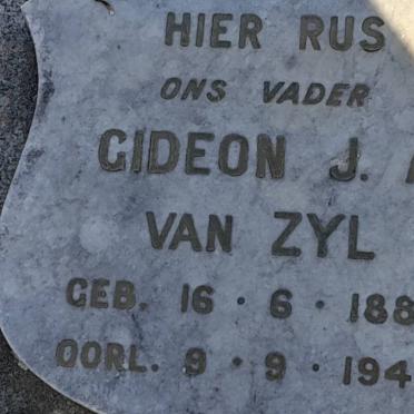 Western Cape, CLANWILLIAM district, Leipoldtville, Modderfontein 225, Swartfontein, farm cemetery