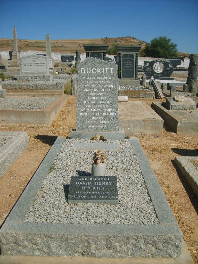 DUCKITT Frederick Van der Riet 1918-2000 &amp; Anna Dorothea COETSEE 1923-1987 :: DUCKITT David Henry 1974-1991