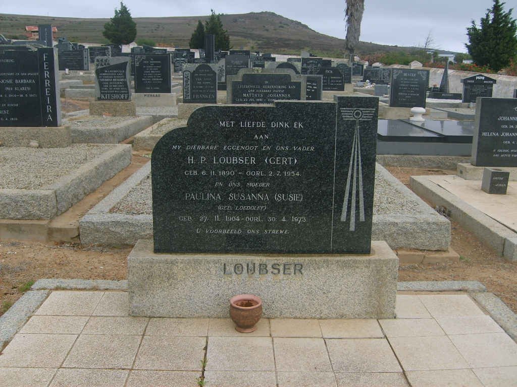 LOUBSER H.P. 1890-1954 &amp; Pauline Susanna LOEDLOFF 1904-1973