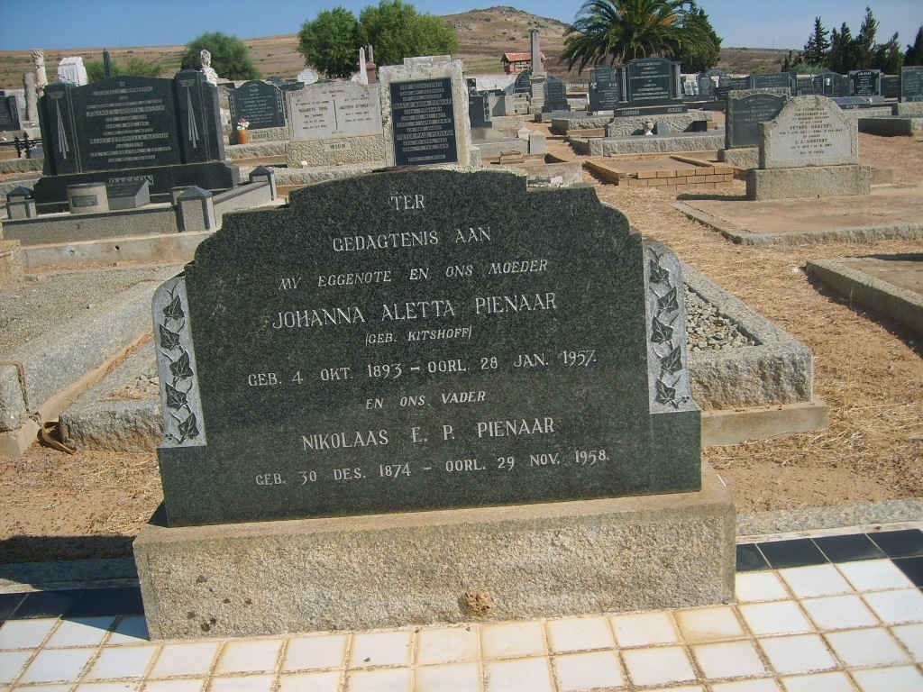 PIENAAR Nikolaas E.P. 1874-1958 &amp; Johanna Aletta KITSHOFF 1893-1957