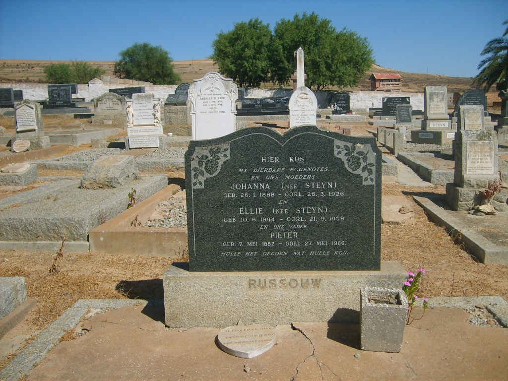 RUSSOUW Pieter 1882-1966 :: RUSSOUW Johanna nee STEYN 1888-1926 :: RUSSOUW Ellie nee STEYN 1894-1958