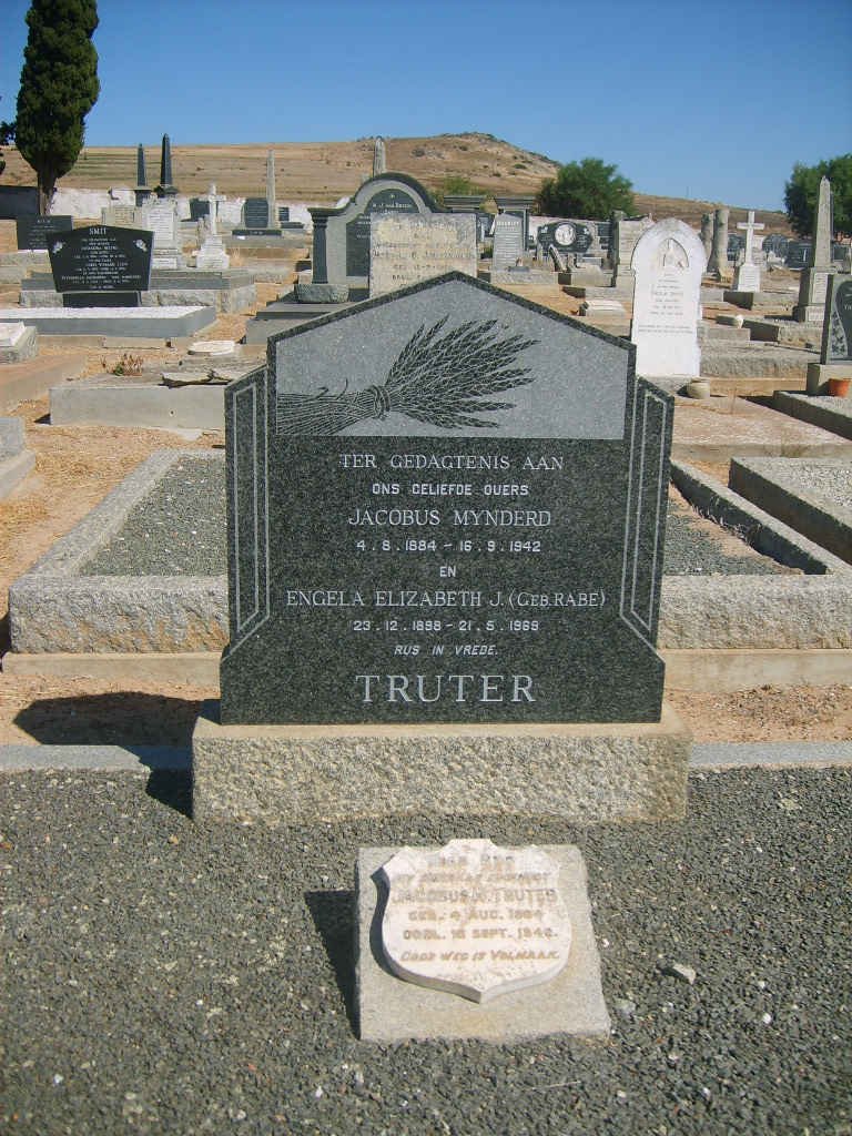 TRUTER Jacobus Mynderd 1884-1942 &amp; Engela Elizabeth J. RABE 1888-1969