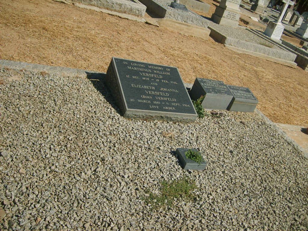 VERSFELD Marthinus William 1875-1936 &amp; Elizabeth Johanna VERSFELD 1881-1964