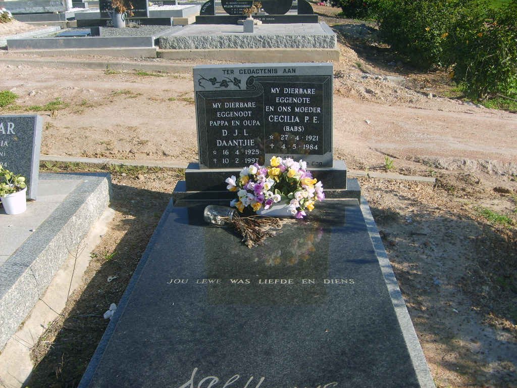 ? D.J.L. 1925-1997 &amp; Cecilia P.E. 1921-1984