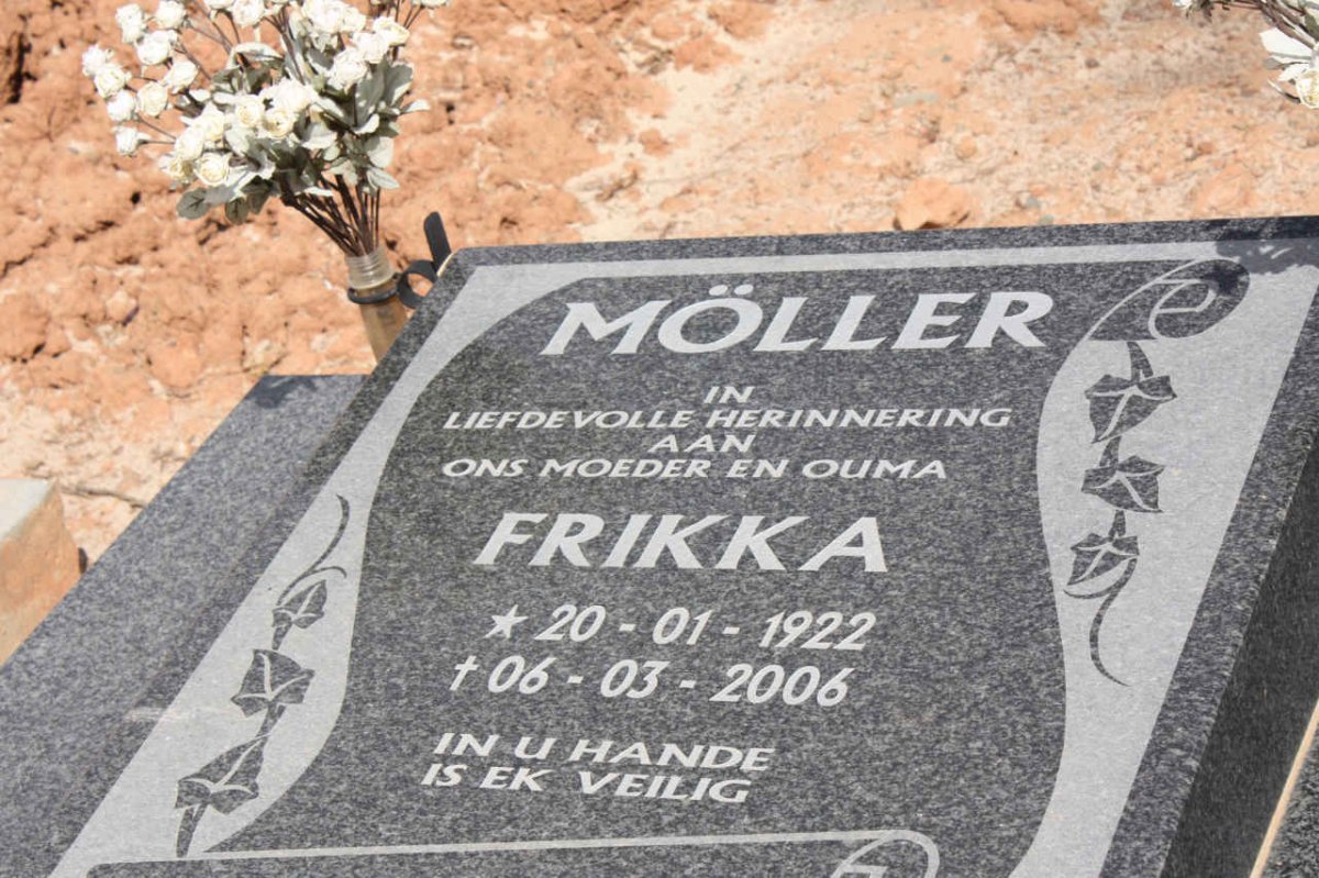 MöLLER Frikka 1922-2006