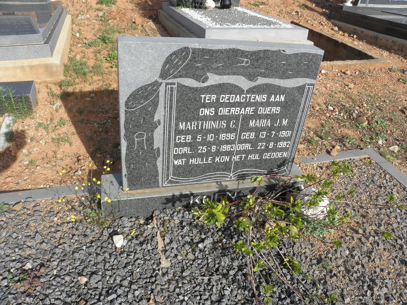 KOEN Marthinus C. 1896-1983 &amp; Maria J.M. 1901-1982