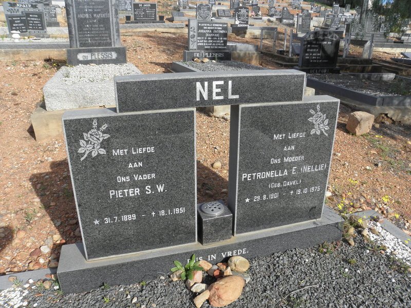 NEL Pieter S.W. 1889-1951 &amp; Petronella E. DAVEL 1901-1975