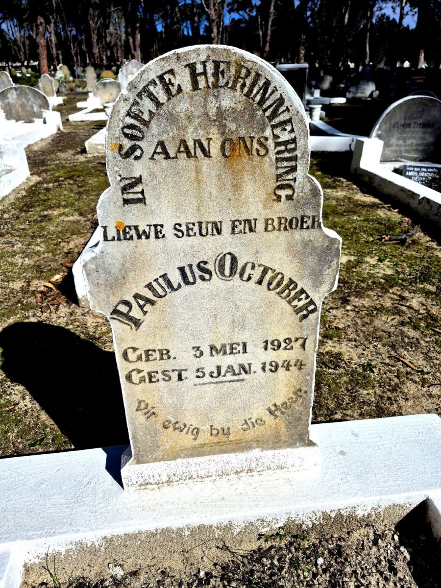 OCTOBER Paulus 1927-1944