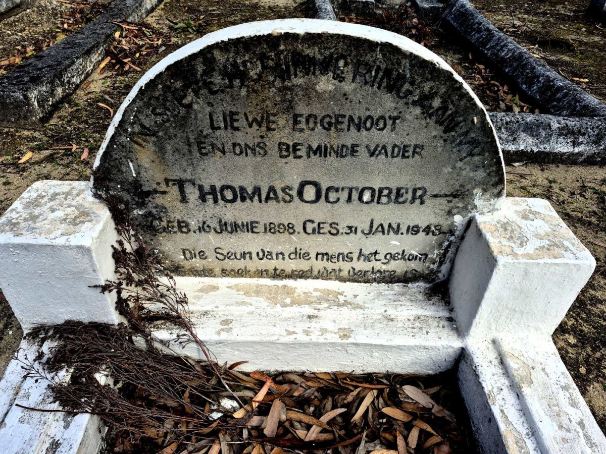OCTOBER Thomas 1898-1943