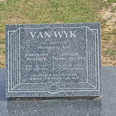WYK Johannes Hendrik, van 1917-2005 &amp; Esther Margaretha 1921-2008
