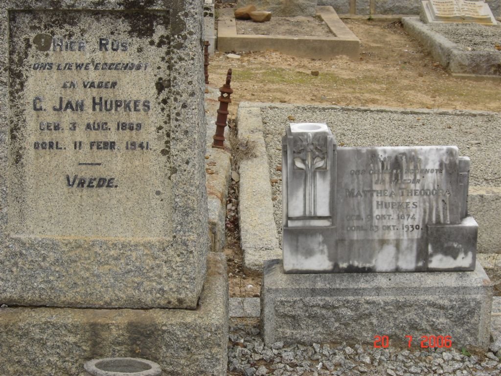 HUPKES G. Jan 1869-1941 &amp; Matthea Theodora 1874-1930