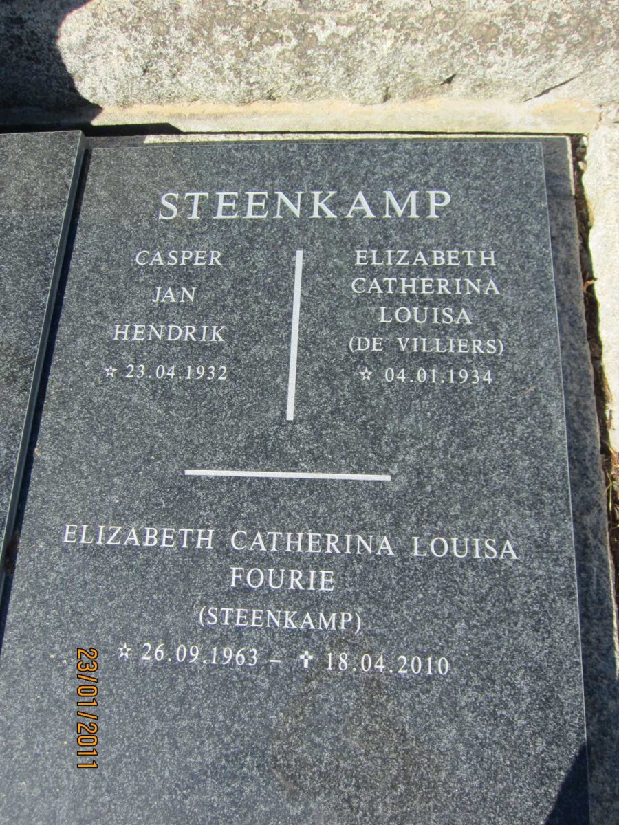 STEENKAMP Casper Jan Hendrik 1932- &amp; Elizabeth Catherina Louisa DE VILLIERS 1934-