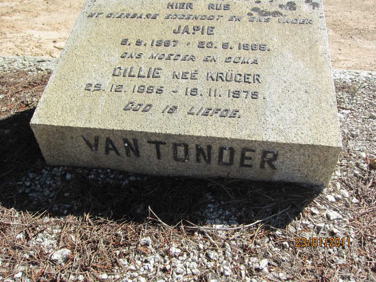 TONDER Japie, van  1897-1965 &amp; Cillie KRUGER 1895-1975