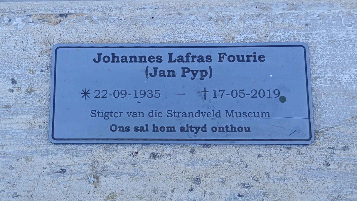 FOURIE Johannes Lafras 1935-2019