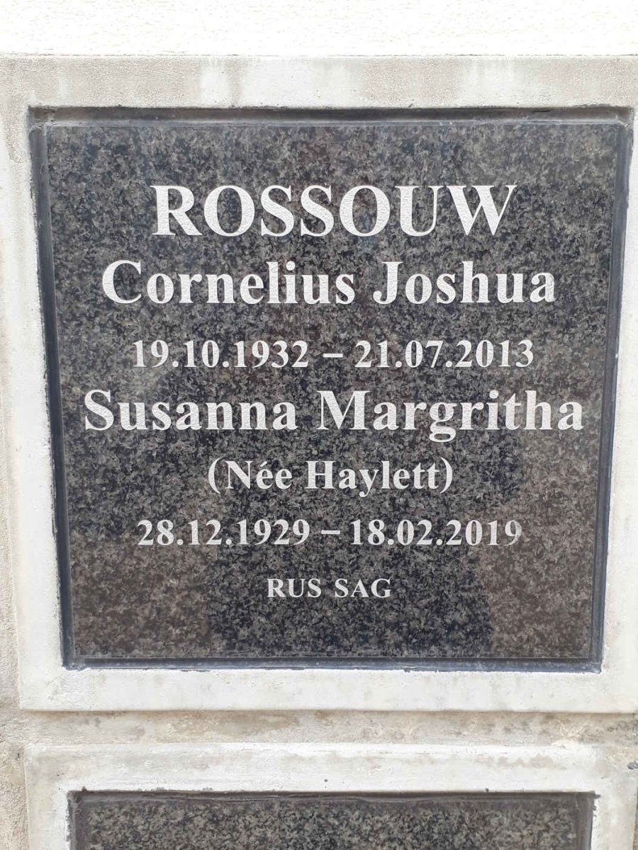 ROSSOUW Cornelius Joshua 1932-2013 &amp; Susanna Margritha HAYLETT 1929-2019