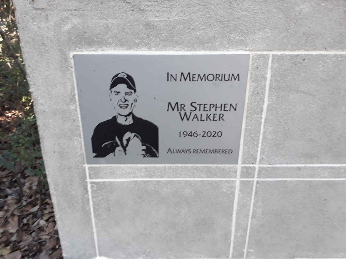 WALKER Stephen 1946-2020