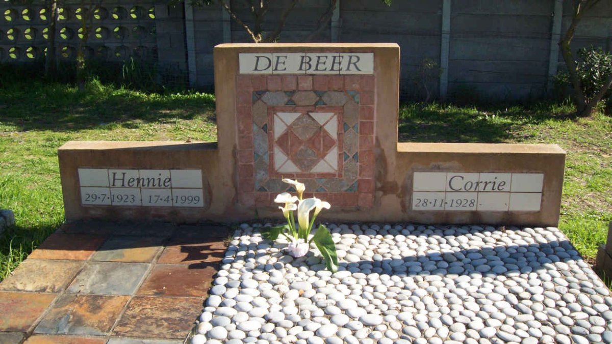 BEER Hennie, de 1923-1999 &amp; Corrie 1928-