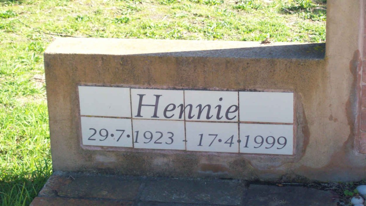 BEER Hennie, de 1923-1999 &amp; Corrie 1928-