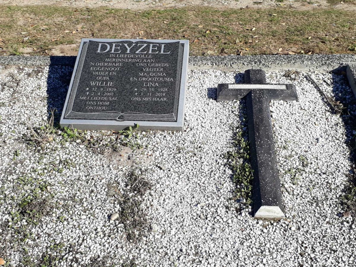 DEYZEL Willie 1929-2002 &amp; Lina Hester 1928-2018