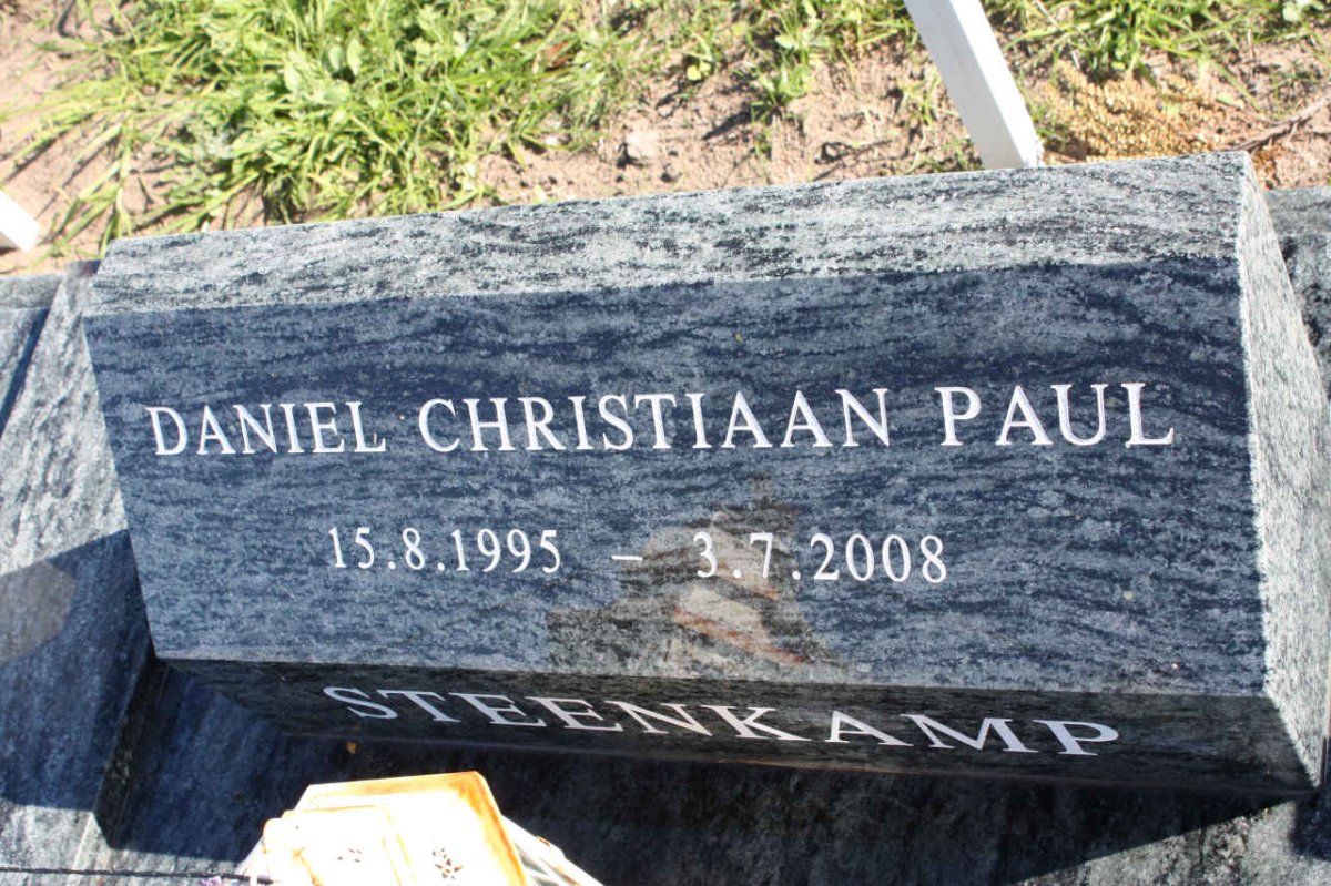 STEENKAMP Daniel Christiaan Paul 1995-2008