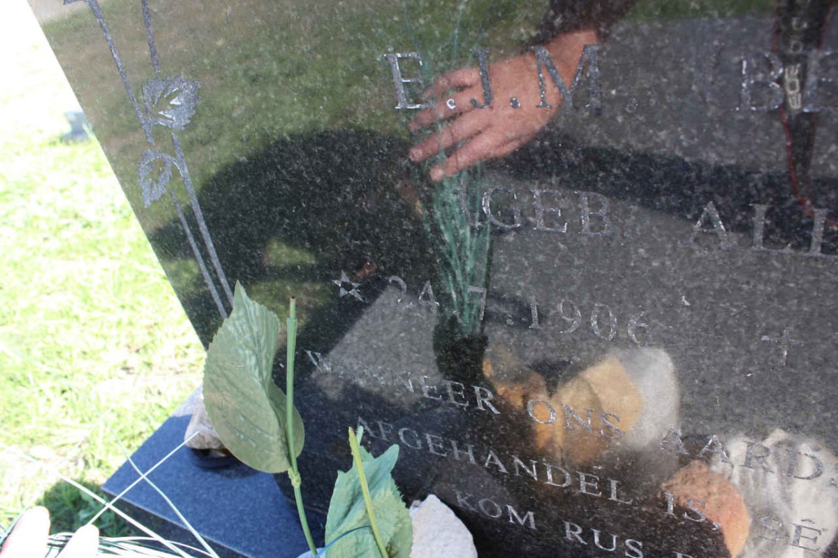 VISAGIE E.J.M. nee ALLEN 1906-1997