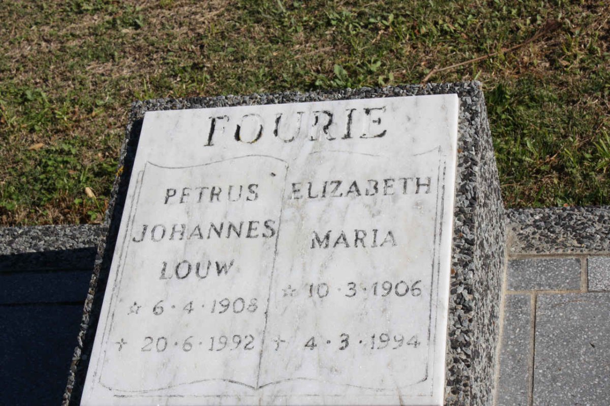 FOURIE Petrus Johannes Louw 1908-1992 &amp; Elizabeth Maria 1906-1994