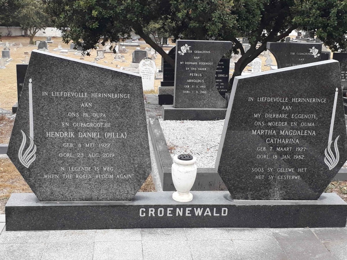 GROENEWALD Hendrik Daniel 1922-2019 &amp; Martha Magdalena Catharina 1927-1982
