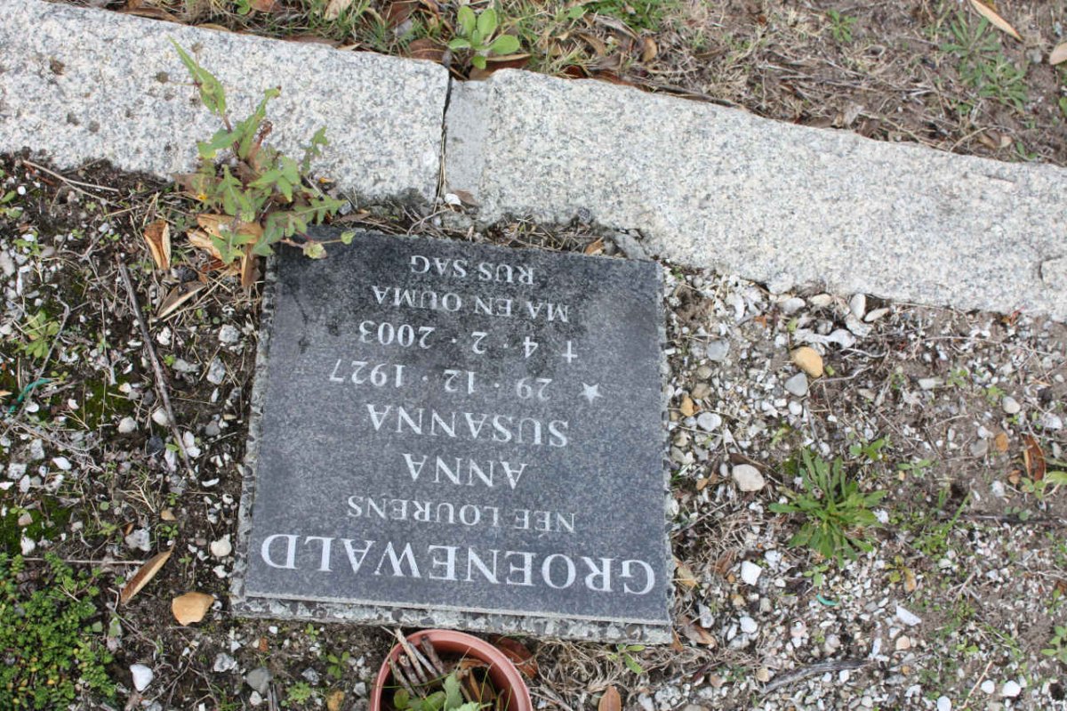 GROENEWALD Anna Susanna nee LOURENS 1927-2003