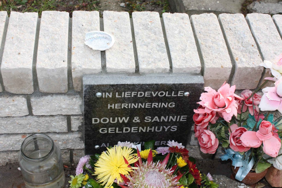 GELDENHUYS Douw &amp; Sannie