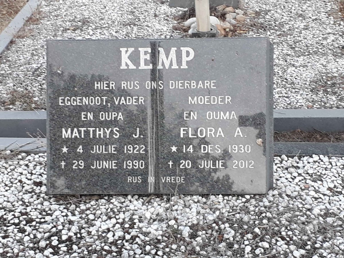 KEMP Matthys J. 1922-1990 &amp; Flora A. 1930-2012