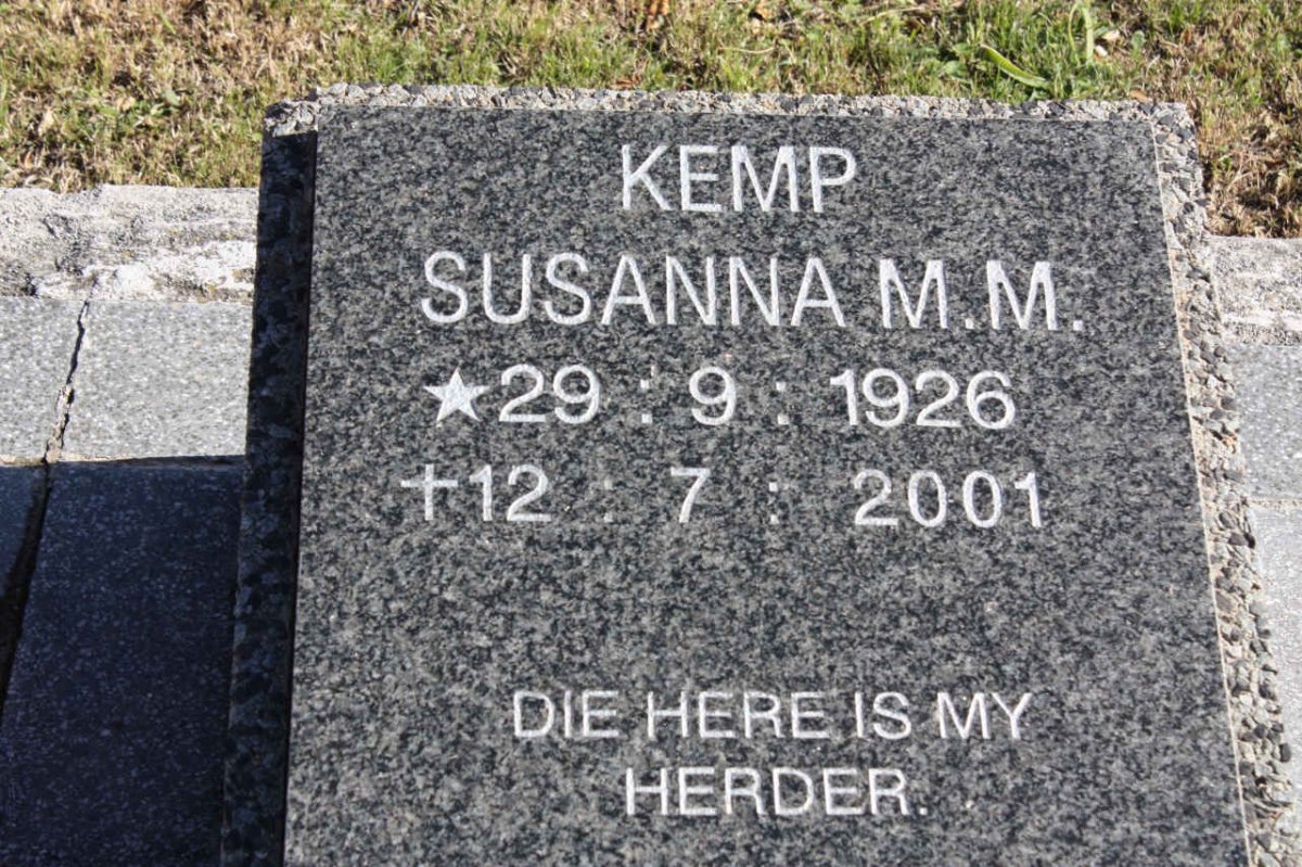KEMP Susanna M.M. 1926-2001
