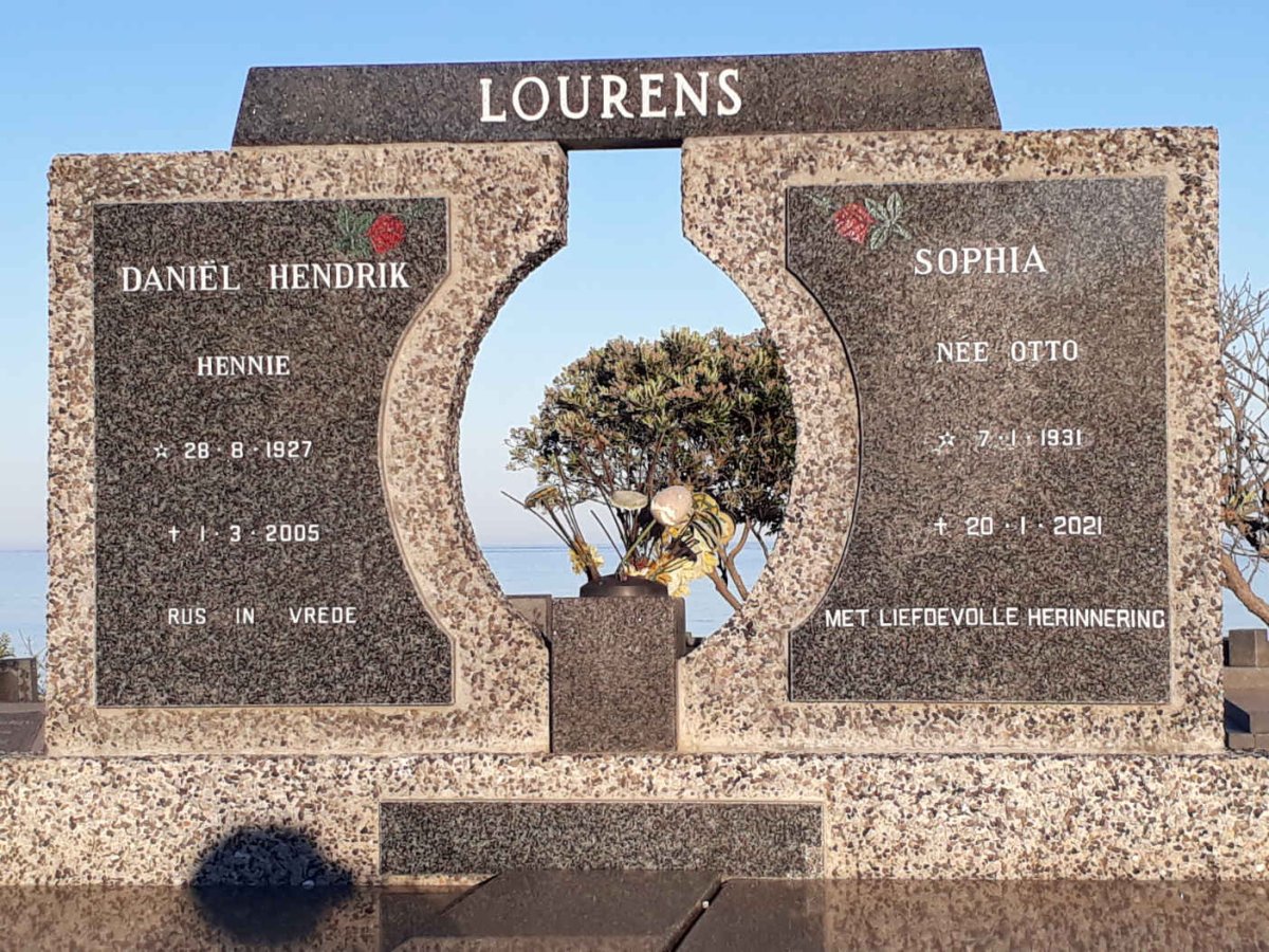 LOURENS Daniel Hendrik 1927-2005 &amp; Sophia OTTO 1931-2021