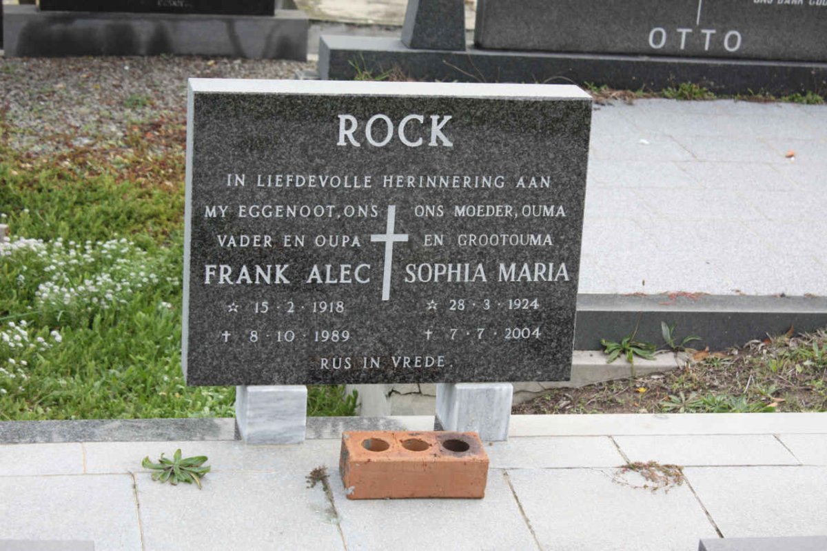 ROCK Frank Alec 1918-1989 &amp; Sophia Maria 1924-2004