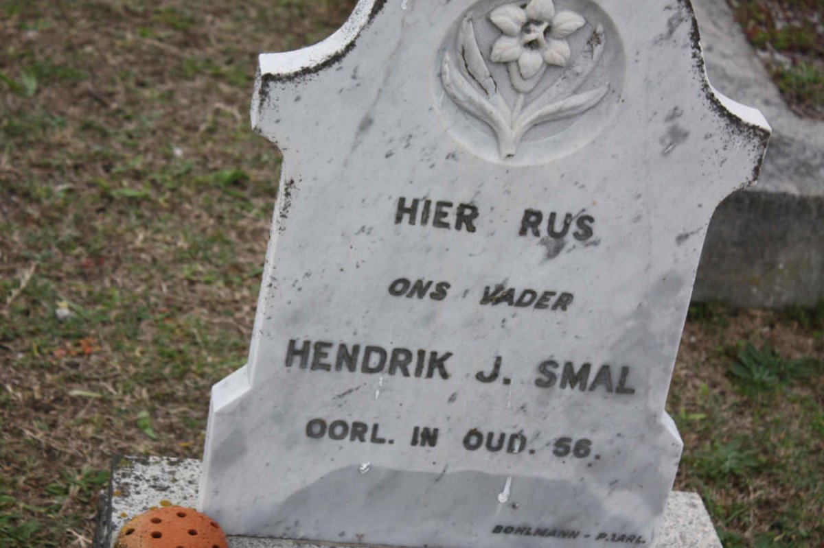 SMAL Hendrik J.