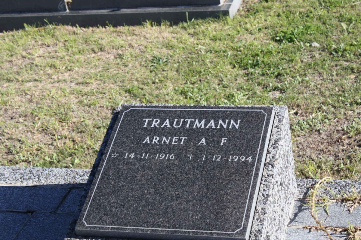 TRAUTMANN Arnet A.F. 1916-1994