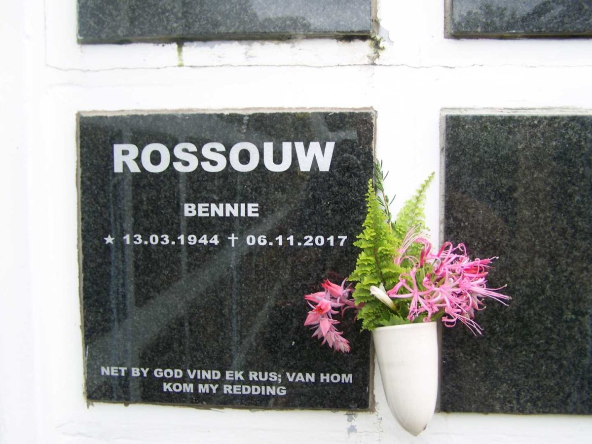 ROSSOUW Bennie 1944-2017