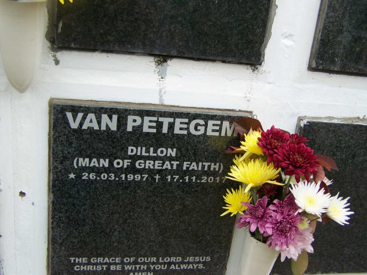 PETEGEM Dillon, van 1997-2017